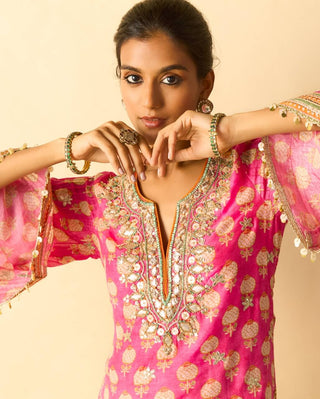 Rani pink gold booti striped festive kurta set
