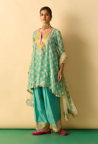 Aqua embroidered high-low fusion kurta and pants