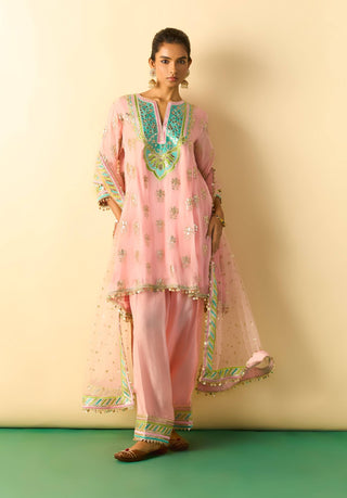 Pink geometric embroidered farshi set