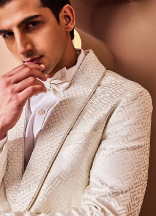 Histori By Amit Gujral Ivory Tuxedo Jacket And Pant available on indiaspopup