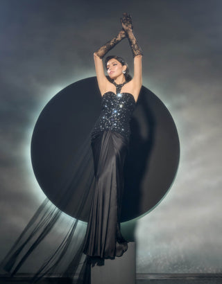 Zerain black corset and draped skirt