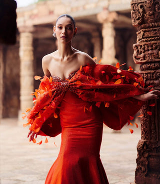 Itrh Nara Orange Gown available on indiaspopup