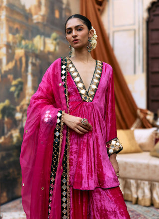 Pink gulaab makhmal khayal sharara set