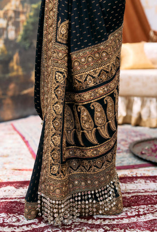 Black and gold chandini sari and blouse