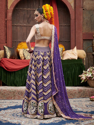 Ulfat Jamuni Lehenga Set by Itrh available on Indiaspopup.com