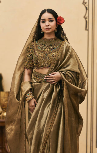 Krishnavarna jadaau black sari set
