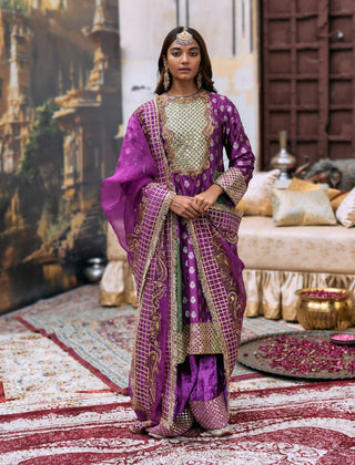 Magenta and olive kamandalu kurta set