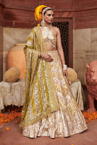 Chandi Sona Chevron Lampi Lehenga Set by Itrh available on Indiaspopup.com