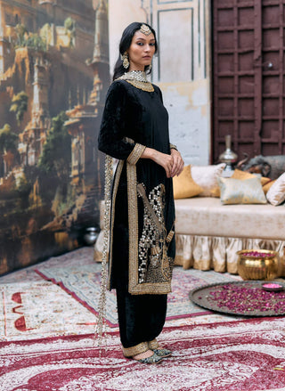 Black maharani kurta set
