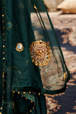 Zamurd Green Lehenga Set by Itrh available on Indiaspopup.com