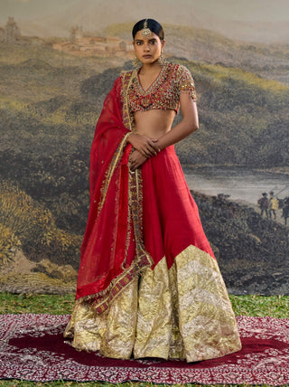 Lalima jadau red lehenga set