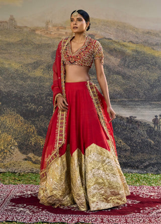 Lalima jadau red lehenga set
