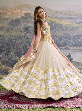 Sunehri roshan gold pink mirror lehenga set