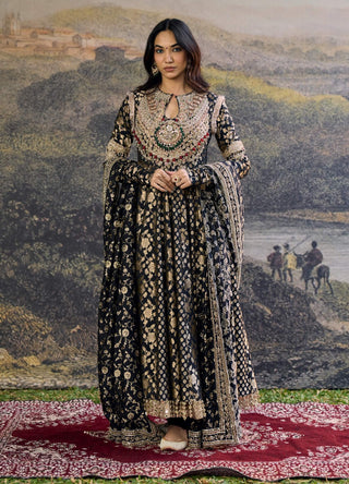 Nishangini black anarkali set