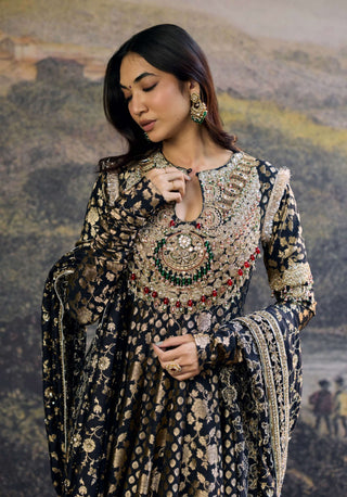Nishangini black anarkali set