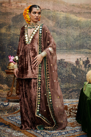 Makhmal khayal brown velvet kurta set