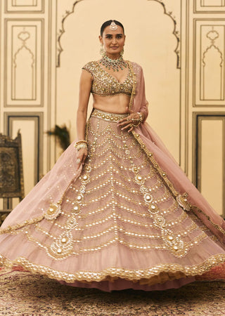 Raani haar pink heirloom lehenga set