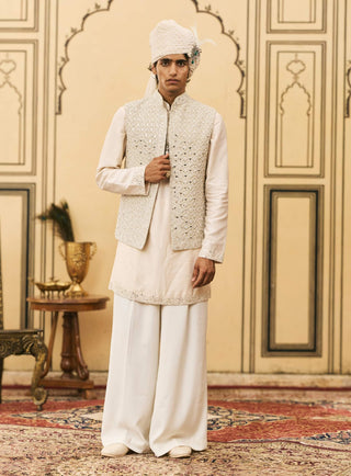 Ivory layered chanderi bundi set