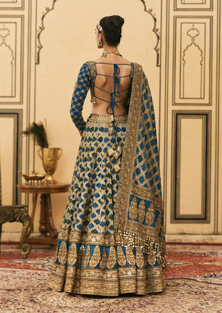 Neela blue bandhej sangeet lehenga set