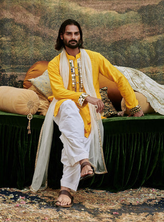 Khayalat-E Yellow Kurta Set by Itrh Men available on Indiaspopup.com