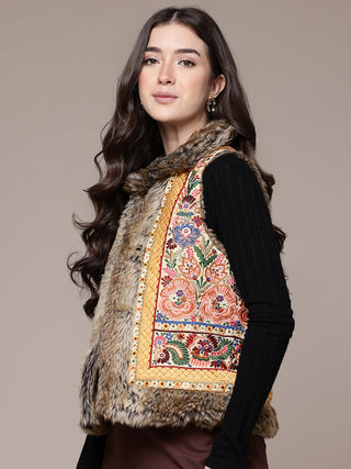 Beige solid sleeveless jacket