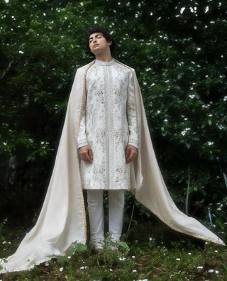 Wisteria White Sherwani Set by Jatin Malik available on Indiaspopup.com