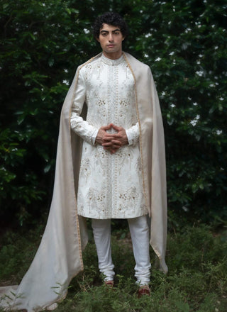 Wisteria White Sherwani Set by Jatin Malik available on Indiaspopup.com