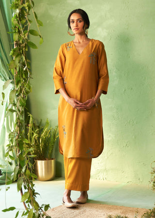 Mustard straight kurta set