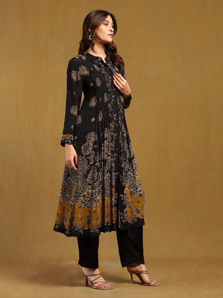 Black madhura kurta