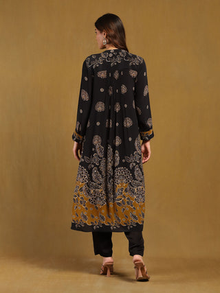 Black madhura kurta