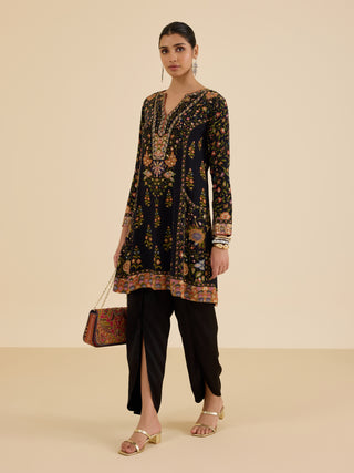 Black and multi pintado kurti