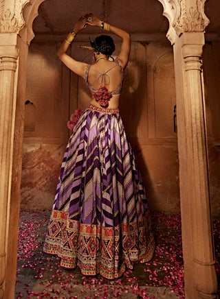 Leher Lilac Geometrical Lehenga Set by Kalista, available on Indiaspopup.com