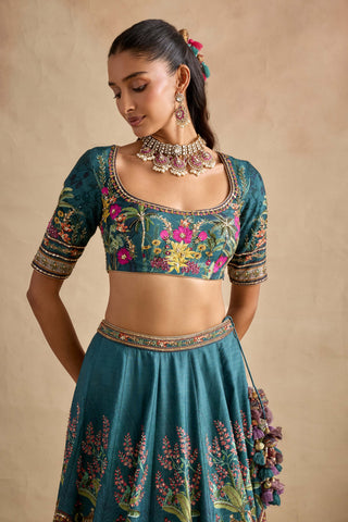 Saranya bondi blue lehenga set
