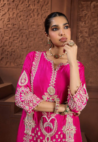 Maya darpan fuchsia kurta and salwar