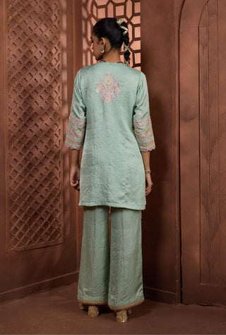 Mridu manjari mint kurta and salwar