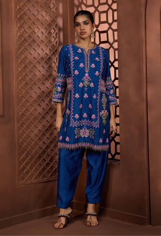 Noori-e-bahar blue kurta and pant