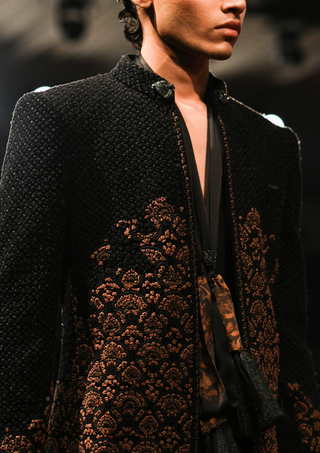 Varen kashidakaari jacket set