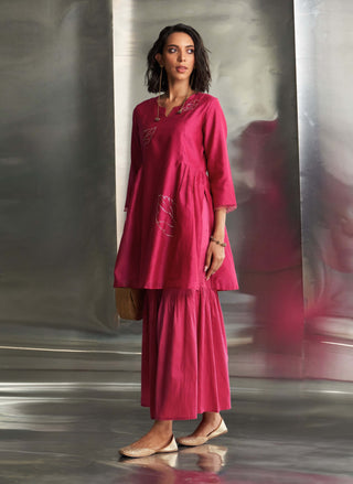 Pop Pink Kurta And Sharara Set by Charkhee, available on Indiaspopup.com