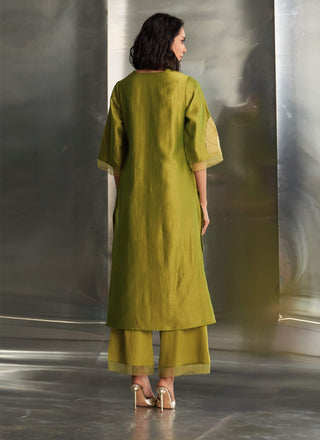 Berry Green Chanderi Kurta Set by Charkhee, available on Indiaspopup.com