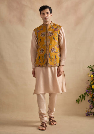 Ravik beige and amber bandi set