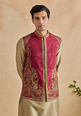Saransh fuchsia bundi and kurta set