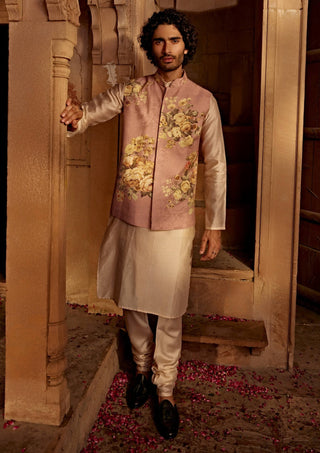 Sufiyan Blush Pink Bundi And Kurta Set by Kalista Men, available on Indiaspopup.com