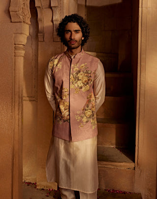 Sufiyan Blush Pink Bundi And Kurta Set by Kalista Men, available on Indiaspopup.com