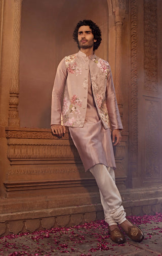 Said Lilac Bundi And Kurta Set by Kalista Men, available on Indiaspopup.com