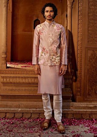 Said Lilac Bundi And Kurta Set by Kalista Men, available on Indiaspopup.com