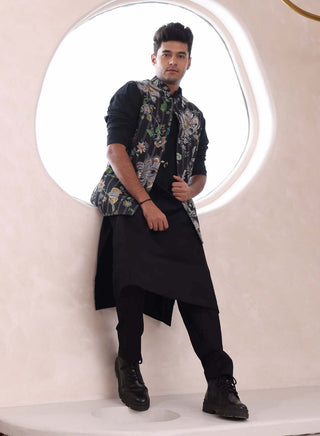 Mahima Mahajan Men-Emir Black Printed Bundi And Kurta Set-INDIASPOPUP.COM