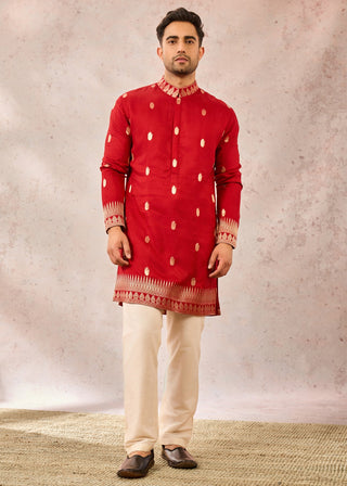Red haaath phool kurta