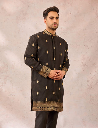 House Of Masaba Men Black Haaath Phool Kurta available on indiaspopup