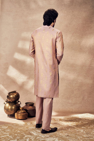 Lilac Timber Tribe Kurta And Pants by House Of Masaba Men, available on Indiaspopup.com