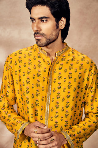 Yellow Pixie Dust Kurta And Pants by House Of Masaba Men, available on Indiaspopup.com